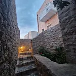Balcony&tower