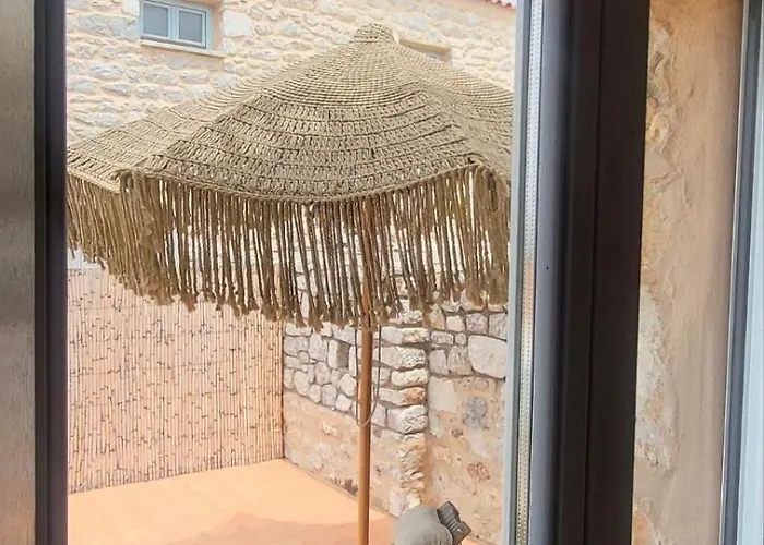 Balcony&tower * אראופוליס