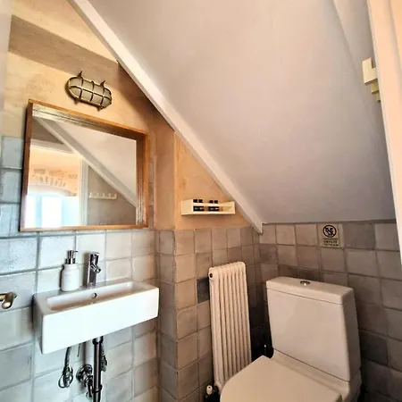 Apartment Balcony&tower