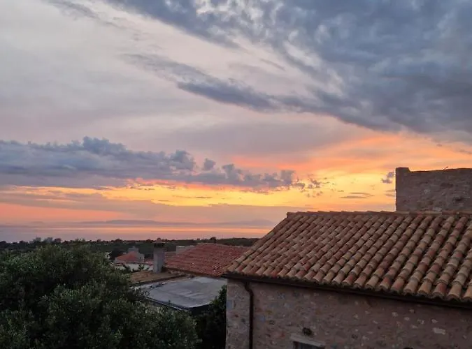 Balcony&tower Apartment Areopoli