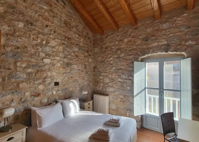 Balcony&tower Apartment