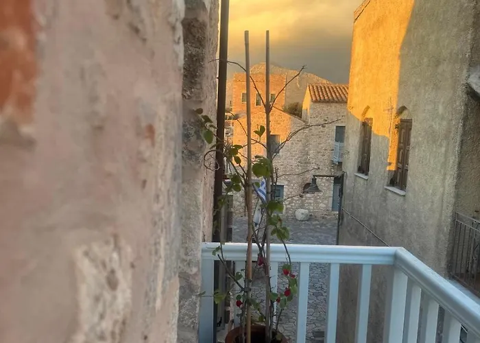 Balcony&tower * Areopoli